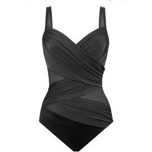 NWT Miracle swimsuit look 10 pounds lighter in 10 seconds! Black Size 18